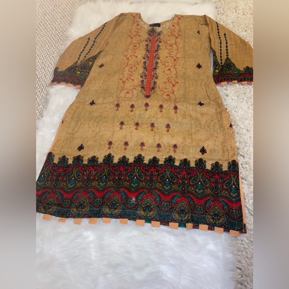 Dress - Picture 3 of 11